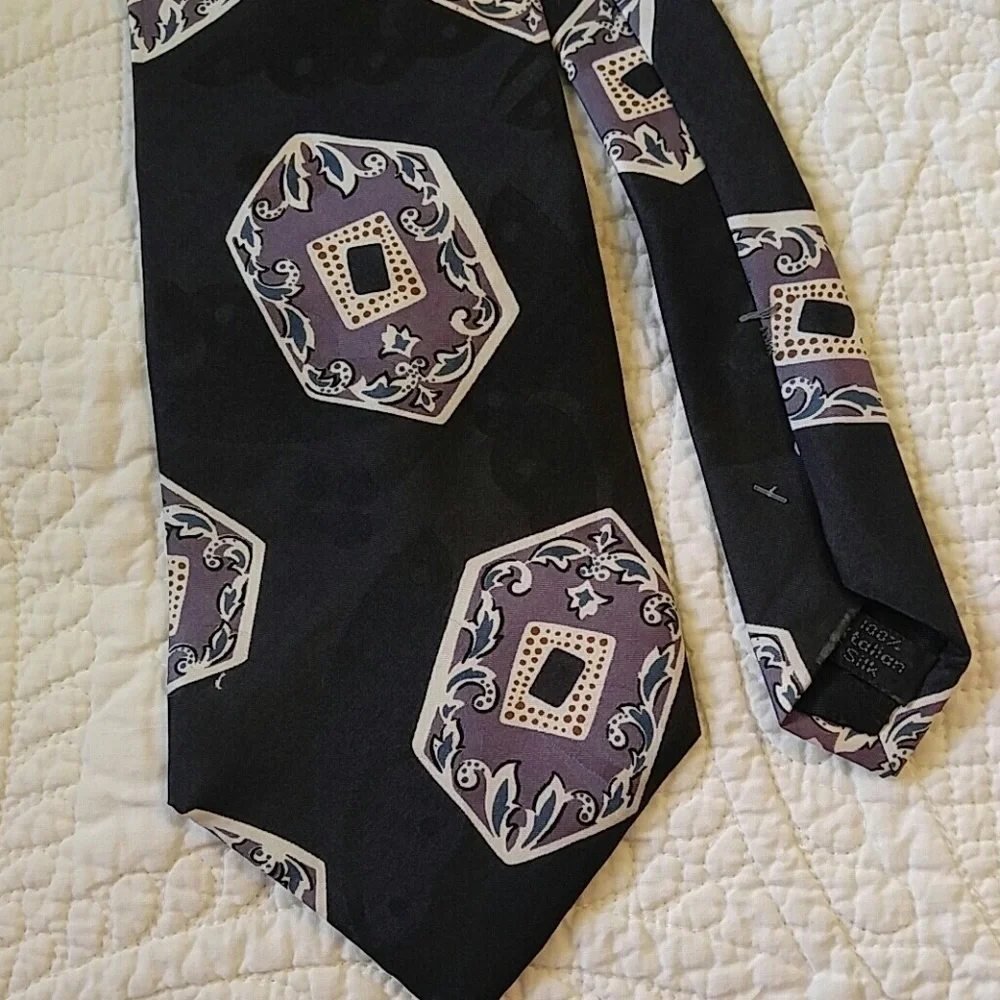 Mario Valentino Italian Silk Tie 56